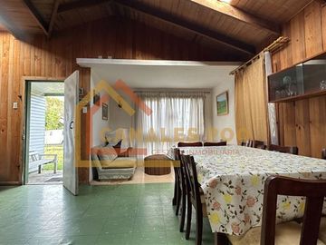 Casa en Venta en Rafael Mera con Catriñir