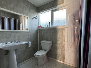 Casa en Venta en 5 de Abril con Bilbao