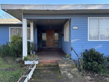 Casa en Venta en 5 de Abril con Bilbao