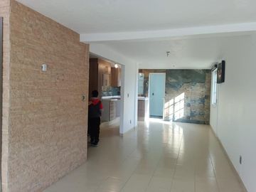 CASA EN RENTA EN LOS ALAMOS III