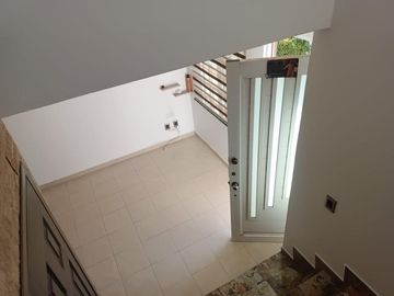 CASA EN RENTA EN LOS ALAMOS III