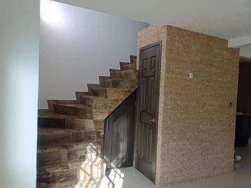 CASA EN RENTA EN LOS ALAMOS III