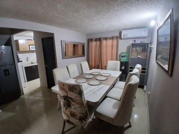Casa en venta en Villas del Rey, La Aurora  AleB