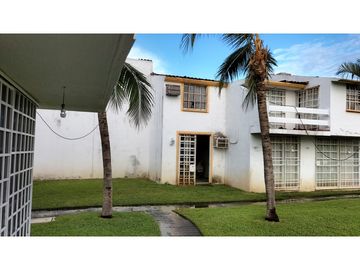 VENTA CASA JOYAS DEL MARQUES LLANO LARGO ACAPULCO