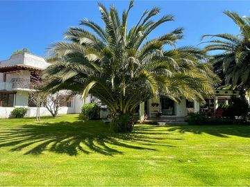 EXTRAORDINARIA CASA EN CONDOMINIO EN VENTA.
