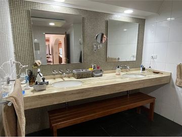 EXTRAORDINARIA CASA EN CONDOMINIO EN VENTA.