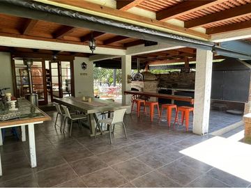 EXTRAORDINARIA CASA EN CONDOMINIO EN VENTA.