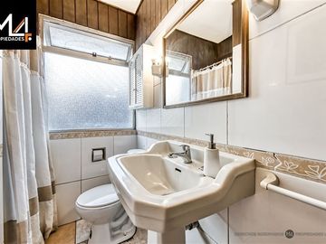 Casa en Venta en Apoquindo/Los Dominicos