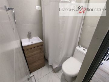 Casa en Venta en Casa de 3 pisos en Cerro Barón