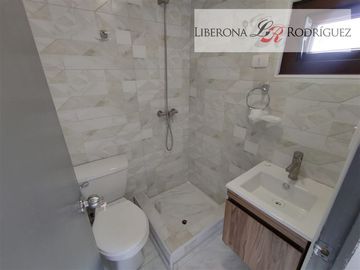 Casa en Venta en Casa de 3 pisos en Cerro Barón