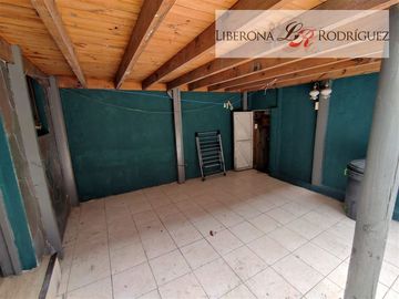Casa en Venta en Casa de 3 pisos en Cerro Barón