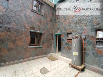 Casa en Venta en Casa de 3 pisos en Cerro Barón