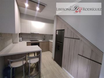 Casa en Venta en Casa de 3 pisos en Cerro Barón