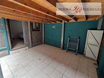 Casa en Venta en Casa de 3 pisos en Cerro Barón