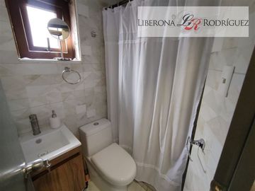Casa en Venta en Casa de 3 pisos en Cerro Barón