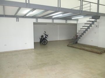 BODEGA EN VENTA EN EL CENTRO/MANIZALES