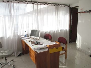 BODEGA EN VENTA EN EL CENTRO/MANIZALES