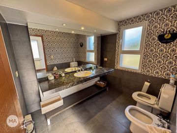 Casa 3 dormitorios, jardín, piscina - Funes Hills Cadaques | Venta