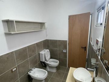 GRAN OPORTUNIDAD CASA A ESTRENAR ZONA SEMINARIO  - Parana