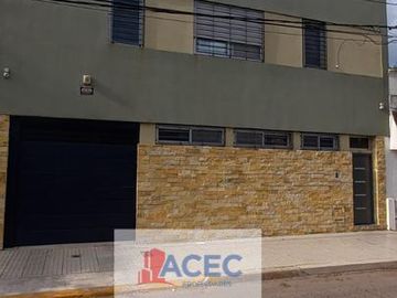 Venta  - Casa- Arroyito