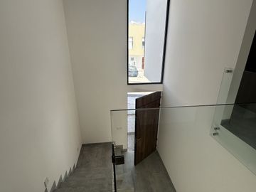 Venta: Residencia Premium en Zibatá Acantha $5.4 mdp | 3 Recámaras y Roof Garden