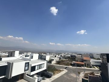 Venta: Residencia Premium en Zibatá Acantha $5.4 mdp | 3 Recámaras y Roof Garden