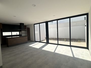 Venta: Residencia Premium en Zibatá Acantha $5.4 mdp | 3 Recámaras y Roof Garden