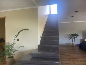 Casa en venta al lago en el Barrio Vistas, PUERTOS / ESCOBAR