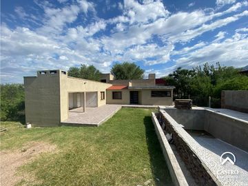 Casa en Barranca Colorada, Villa de Merlo.