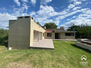 Casa en Barranca Colorada, Villa de Merlo.