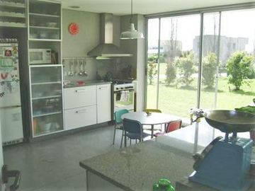 Casa en Venta en el Barrio Santa Maria de los Olivos