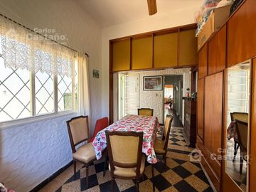 Casa Racionalista 3 Amb. con Fondo de 8,66x20m