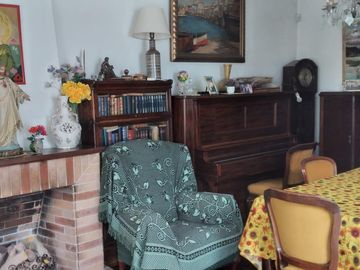 Casa Racionalista 3 Amb. con Fondo de 8,66x20m
