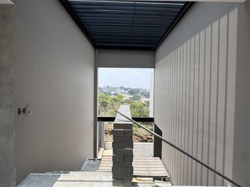 Venta de Residencia en Rancho San Juan – Zona Esmeralda