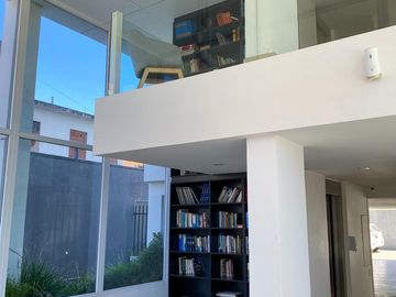 Moderno monoambiente con vista al mar en Punta Mogotes