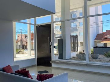 Moderno monoambiente con vista al mar en Punta Mogotes