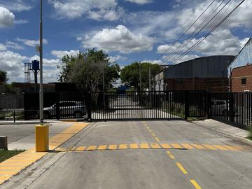 Depósito en El Talar