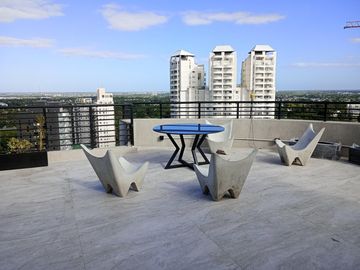 Departamento 2 ambientes a estrenar en torre de categoría. Piso alto.