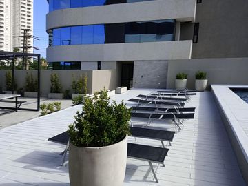 Departamento 2 ambientes a estrenar en torre de categoría. Piso alto.