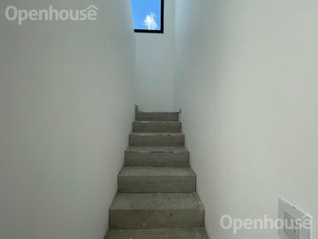 MAGNIFICA CASA EN EL BARRIO DE SANTO TOMÁS 5 AMBIENTES