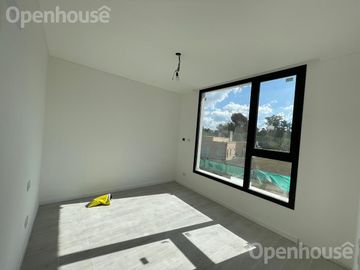 MAGNIFICA CASA EN EL BARRIO DE SANTO TOMÁS 5 AMBIENTES