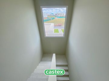 Casa en venta en Terralagos, Canning
