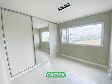 Casa en venta en Terralagos, Canning