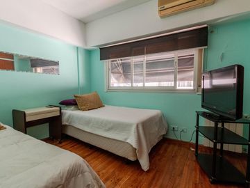 Venta  · Departamento   ·5 ambientes (duplex)  · cochera  · terraza propia   · Apto crédito