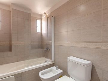 Venta  · Departamento   ·5 ambientes (duplex)  · cochera  · terraza propia   · Apto crédito