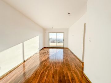 Departamento en venta en Echesortu, Rosario 1 dormitorio c/ patio y amenities.