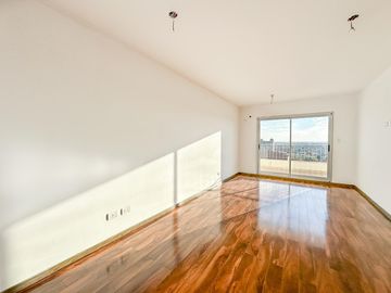 Departamento en venta en Echesortu, Rosario 1 dormitorio c/ patio y amenities.