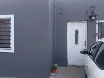Casa en venta - 3 Dormitorios 1 Baño - Cochera - 400Mts2 - Claypole