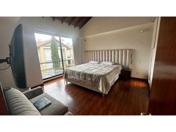 Hermosa casa en arriendo- Bosque Madero