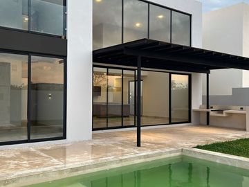 Casa en Venta en Residencial Entre Parques, Mérida Yucatán.